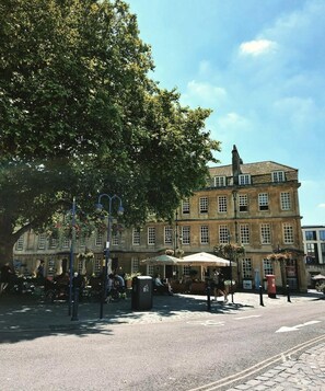 Miscellaneous - Charming 1-bed Studio With Private Entrance (Bath)