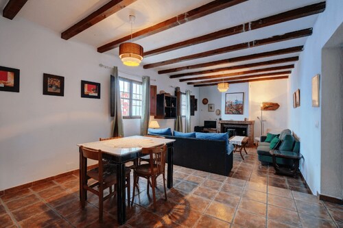 Charming townhouse in an Andalucian mountian blue village