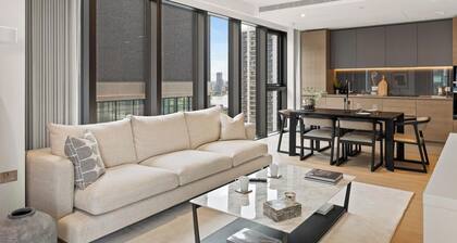 Deluxe two Bedroom Canary Wharf Apartment With River Views