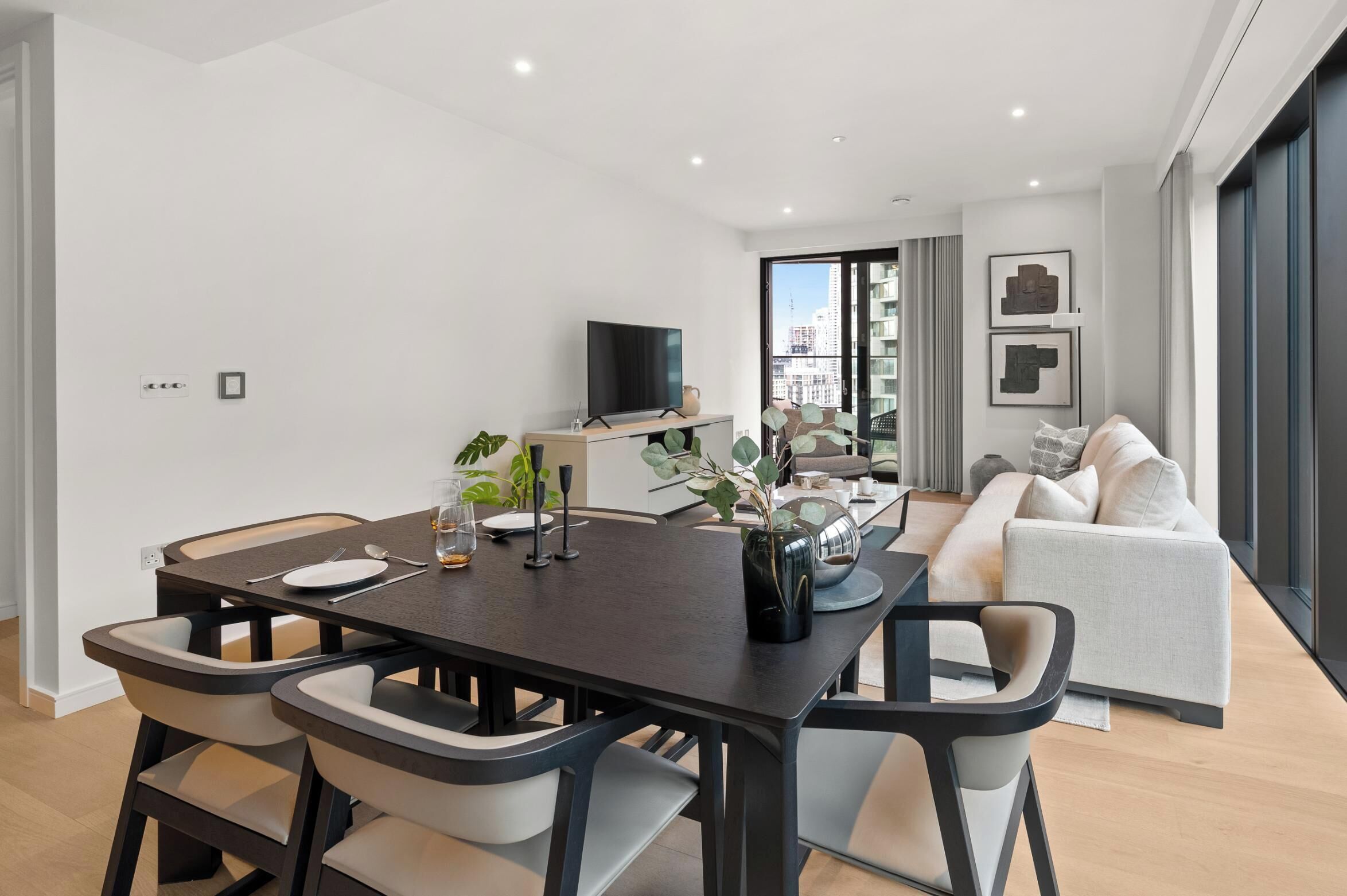 Apartment (2 Bedrooms) | In-room dining