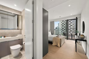 2 bedrooms, premium bedding, desk, laptop workspace