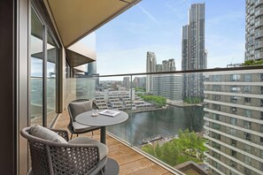 Apartment (2 Bedrooms) | Balcony