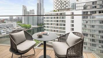 Apartment (2 Bedrooms) | Balcony