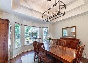 Dining - Dare to dream with a full dock on Lake Oconee (Eatonton)