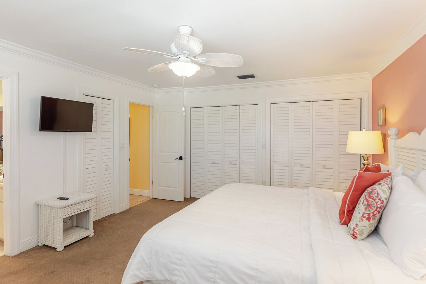 4 chambres, Wi-Fi gratuit, draps fournis