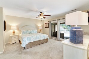 3 bedrooms, desk, iron/ironing board, free WiFi