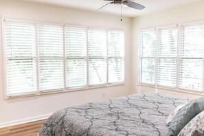 3 Schlafzimmer, Bügeleisen/Bügelbrett, Internetzugang, Bettwäsche