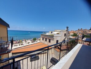 42-Zoll-Smart-TV mit Digitalempfang, Fernseher