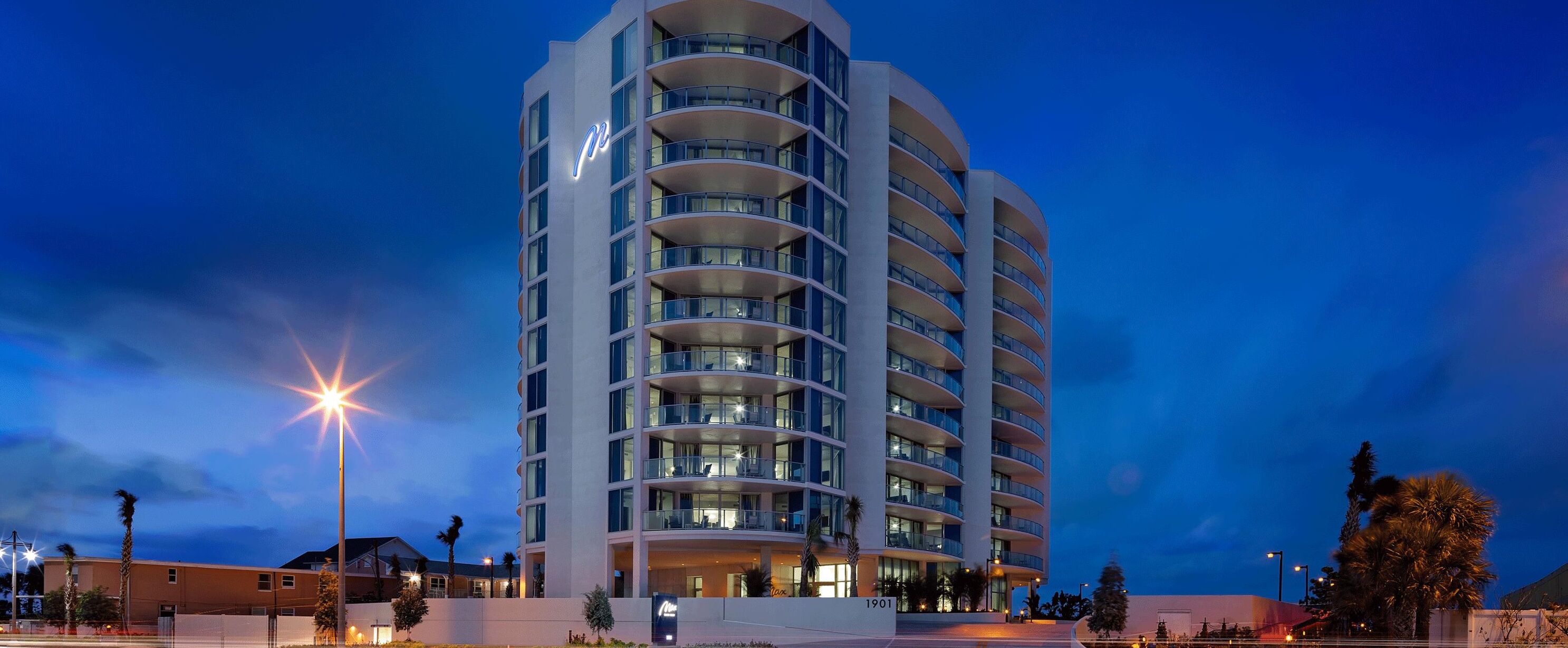 Daytona's Newest Oceanfront Resort! Max Beach Resort 3Bed, 3Bath ADA, Oceanfront