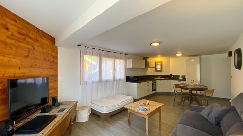 L intermède        .