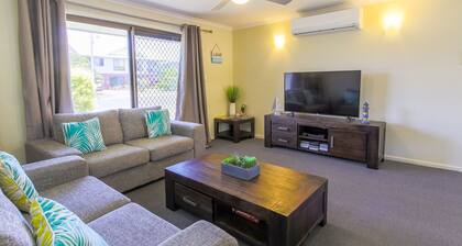 Hibiscus Holiday Home