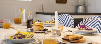 Back Beach Bungalow - Great Family Getaway