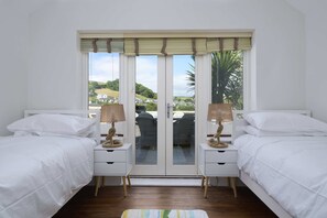 5 chambres, fer et planche à repasser, accès au Wi-Fi (inclus)