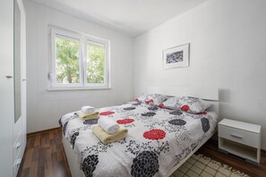 1 bedroom, WiFi, bed sheets - A one bedroom town apartment - Mila 1 (Umag)