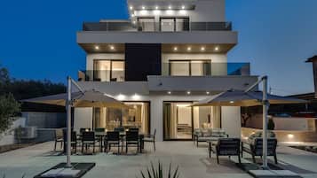 Enceinte de lâhĂ©bergement