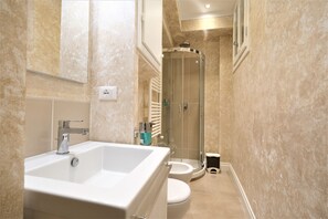 Comfort-Apartment, 2 Schlafzimmer | Badezimmer