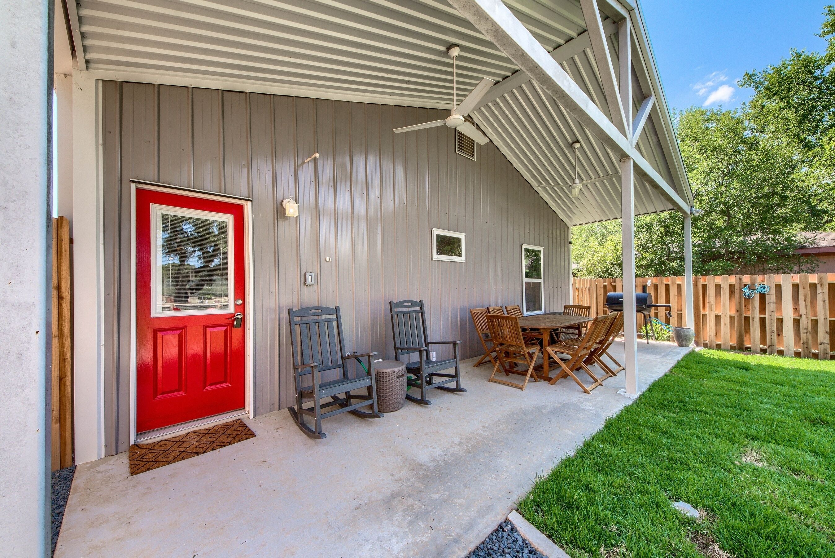 Rumah, 2 kamar tidur | Halaman properti