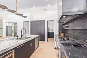 Fridge, microwave, oven, stovetop - The Ashcroft |New Build|Htd. Pool & Chefs Kitchen (Scottsdale)