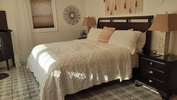 4 slaapkamers, een strijkplank/strijkijzer, wifi, beddengoed