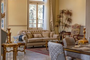 Royal Suite - The Palace Hotel - Adults Only (Alexandria)