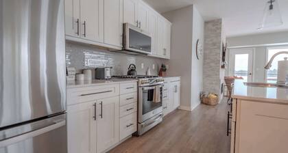 Boardman Ridge Penthouse Close to Town