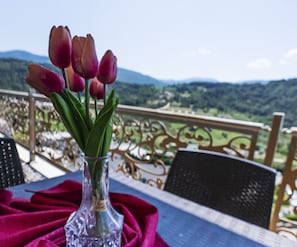 3 Schlafzimmer, Verdunkelungsvorhänge, Bettwäsche