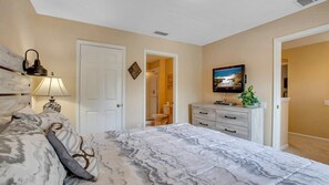 6 chambres, fer et planche à repasser, Wi-Fi, literie fournie