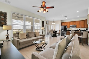 Smart TV - Last Minute Disney! Private Pool, Hot Tub, Game Room & Themed Bedrooms. Book Now! #1314 (Orlando)