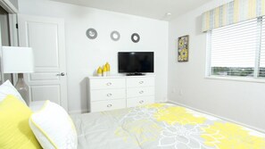 6 bedrooms, iron/ironing board, WiFi, bed sheets