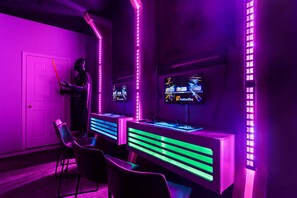 Casino - Last Minute Disney Getaway! Private Pool, Hot Tub & Game Room. Book Now! #1381 (Orlando)
