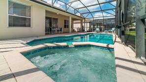 Una piscina riscaldata