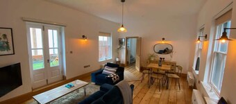 Spacious Norwich Lanes Apartment with Roof Terrace