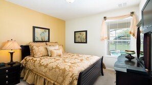 6 bedrooms, iron/ironing board, WiFi, bed sheets
