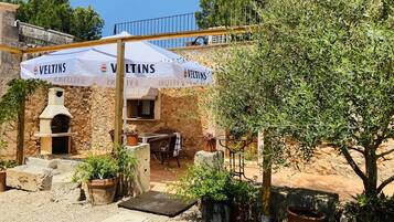 Familien-Vierbettzimmer | Terrasse/Patio