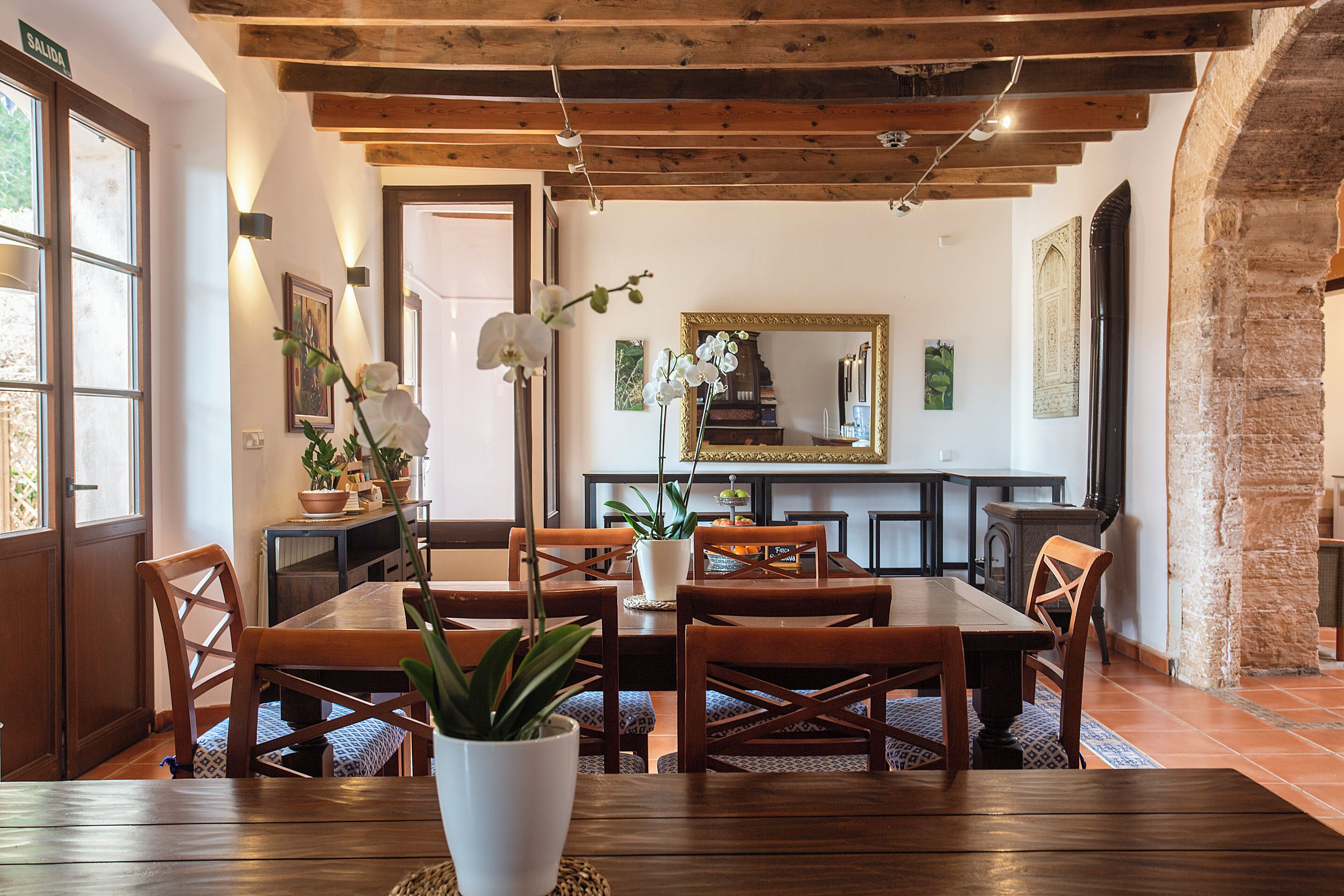 Traditional Villa | Living area | 32-inch LCD TV with digital channels, TV