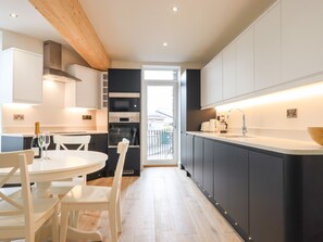 Cottage | Interior - Ferryside (Dartmouth)