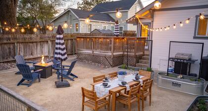 Hideaway on Oak with Fire Pit!