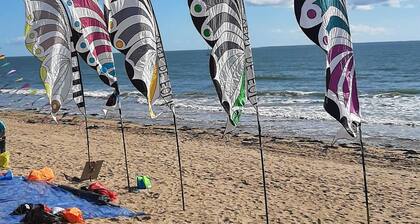 Maison neuve entre mer et forĂȘt Ă 10 minutes Ă pied de la plage et des commerces