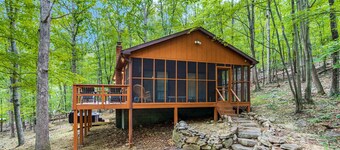 Tucked Away w/Hot Tub, Fire Pit, Deck & WiFi