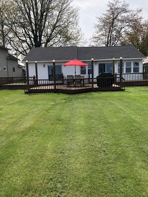 Terrace/patio - Oneida Lake House in Quiet Neighborhood (Bridgeport)