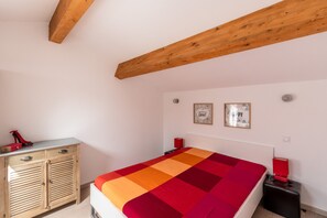 2 camere, ferro/asse da stiro, Wi-Fi gratuito, lenzuola