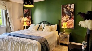 3 chambres, bureau, accès au Wi-Fi (inclus), literie fournie