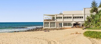 Villa Luxe Miami, Heated Pool, 5 min walk to beach
