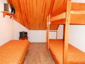 1 bedroom, WiFi - 8th floor, view mountain, balcony, parking, tv, ski locker, 38m², Les 2 Alpes (Les Deux Alpes)