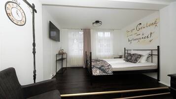 Basic Single Room, Non Smoking