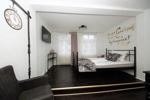 Basic Single Room, Non Smoking | Hypo-allergenic bedding, individually decorated, individually furnished - Liebezeit (Dillenburg)