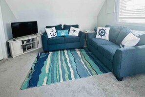 Smart TV - Newly Renovated Condo 2 Bd/1Bth - 1.5 Blocks to Beach (Brigantine)