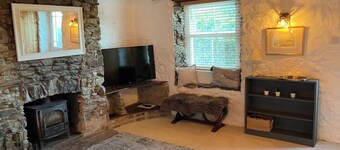 Buttercup Cottage, located in the gateway to Eden!