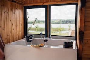 Casa ejecutiva | Vistas al lago