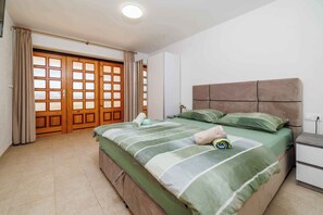 4 habitaciones y acceso a internet